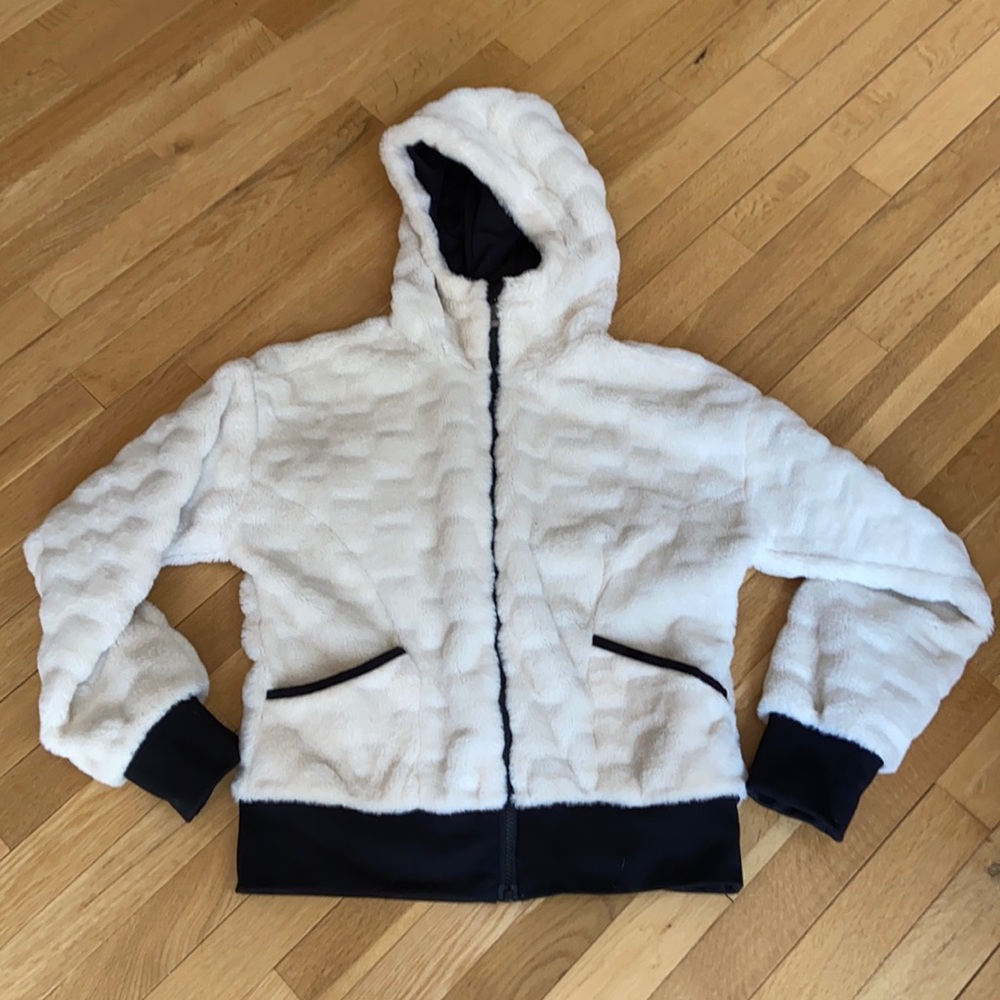 Lucy faux fur jacket